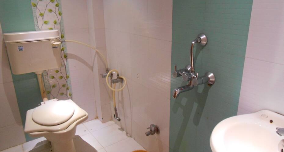 Hotel New Pune Garden Restaurant & Lodging, Pune 2